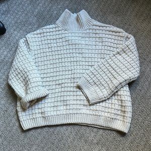H&M woman’s sweater  Cream/light tan .  Very warm